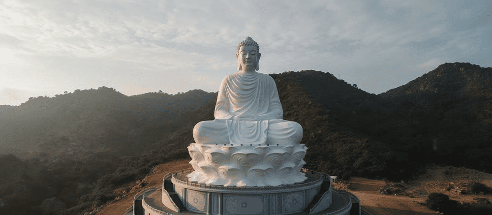 Tượng Phật Thích Ca Mâu Ni cao 69m